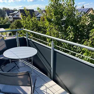 https://terminal-49-ferienwohnung-in-stuttgart-airport-mit-terrasse.stuttgart-hotel.com