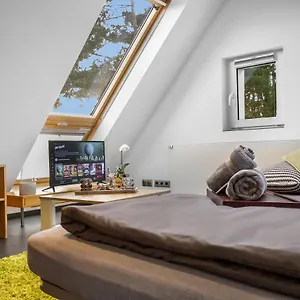 gemtliche-dachgeschoss-wohnung-in-nrnberg.nuremberg-hotels.org/