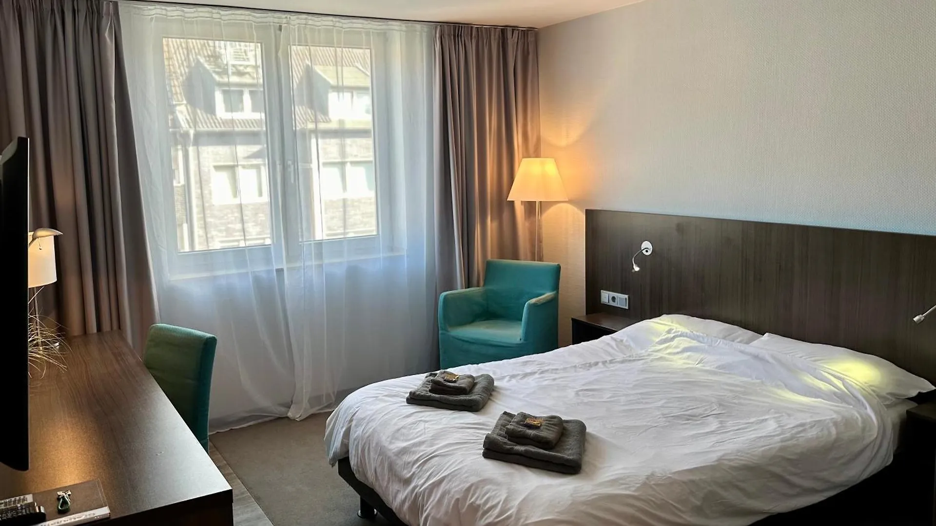 Apartment Ferienwohnung 4* Boutique Zimmer am Düsseldorf Hafen + ÖPNV&TG